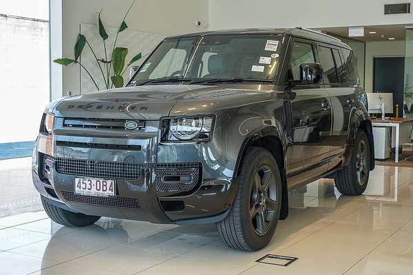 2025 Land Rover Defender 110 P400e X-Dynamic SE L663