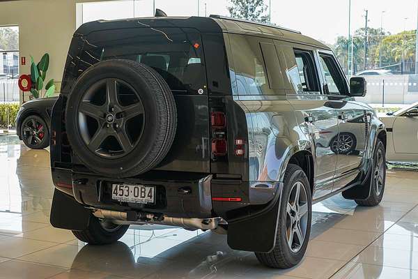 2025 Land Rover Defender 110 P400e X-Dynamic SE L663