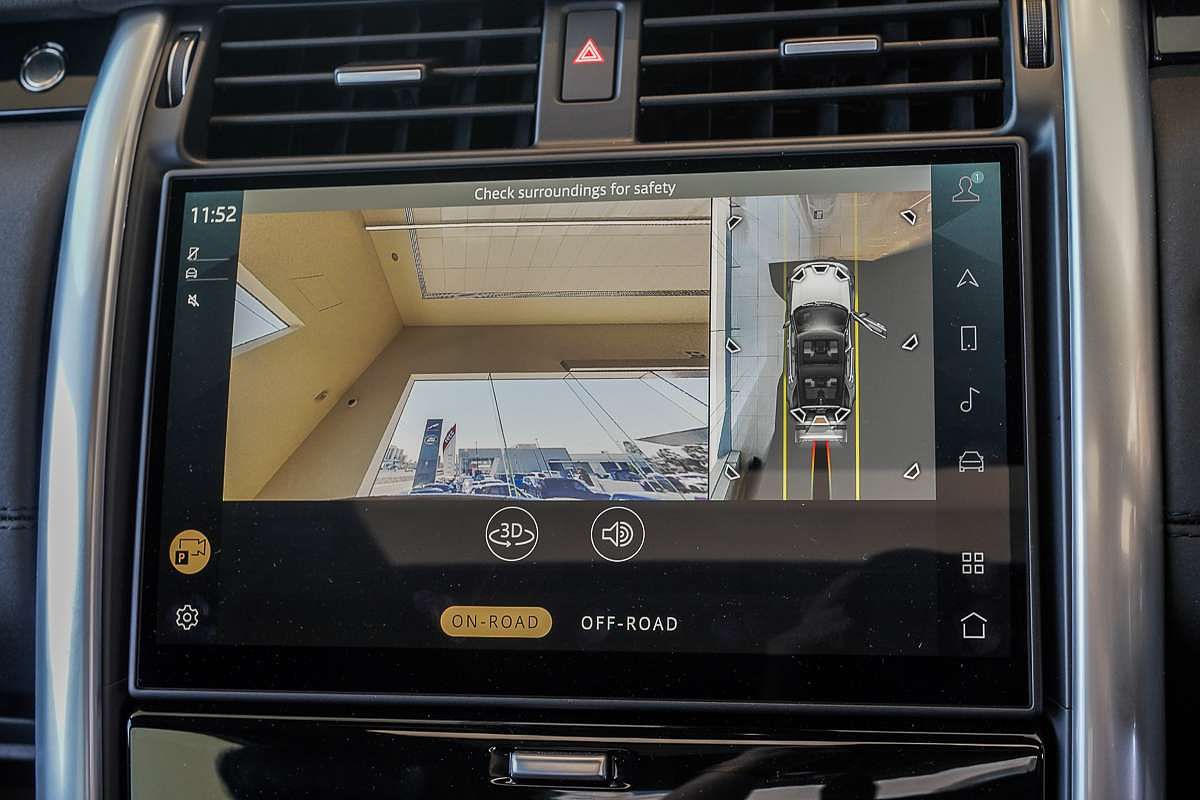 2024 Land Rover Discovery D350 S Series 5