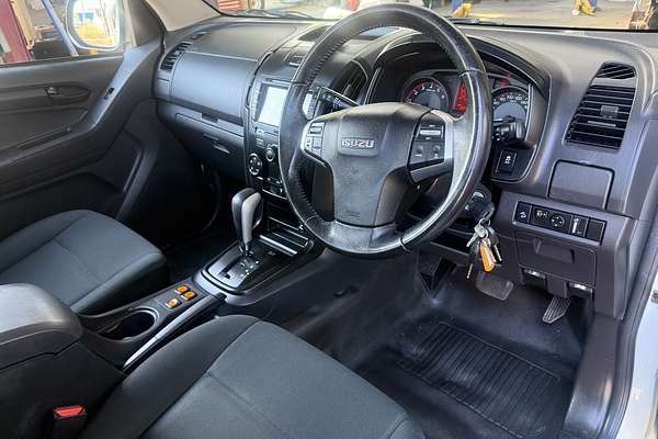 2017 Isuzu D-MAX SX High Ride Rear Wheel Drive