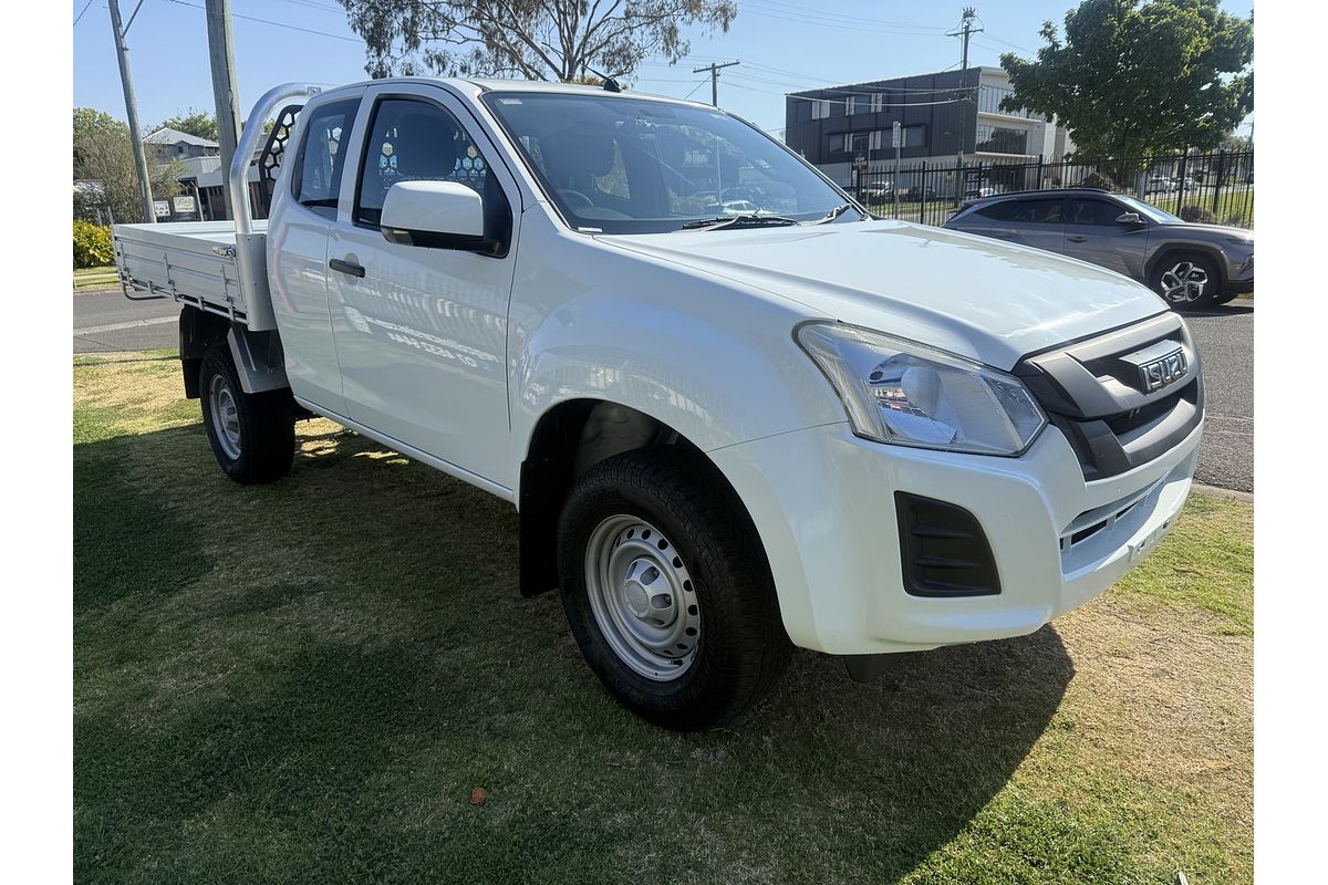 2017 Isuzu D-MAX SX High Ride Rear Wheel Drive