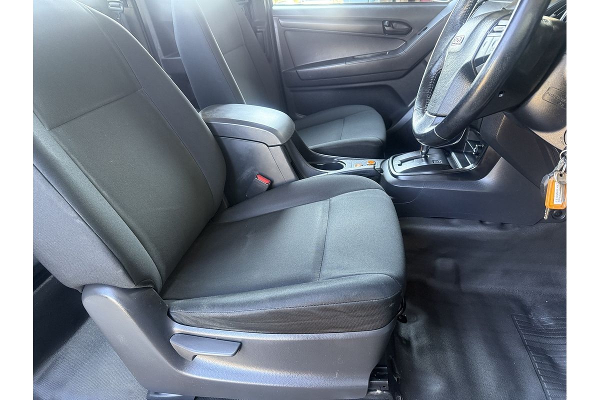 2017 Isuzu D-MAX SX High Ride Rear Wheel Drive