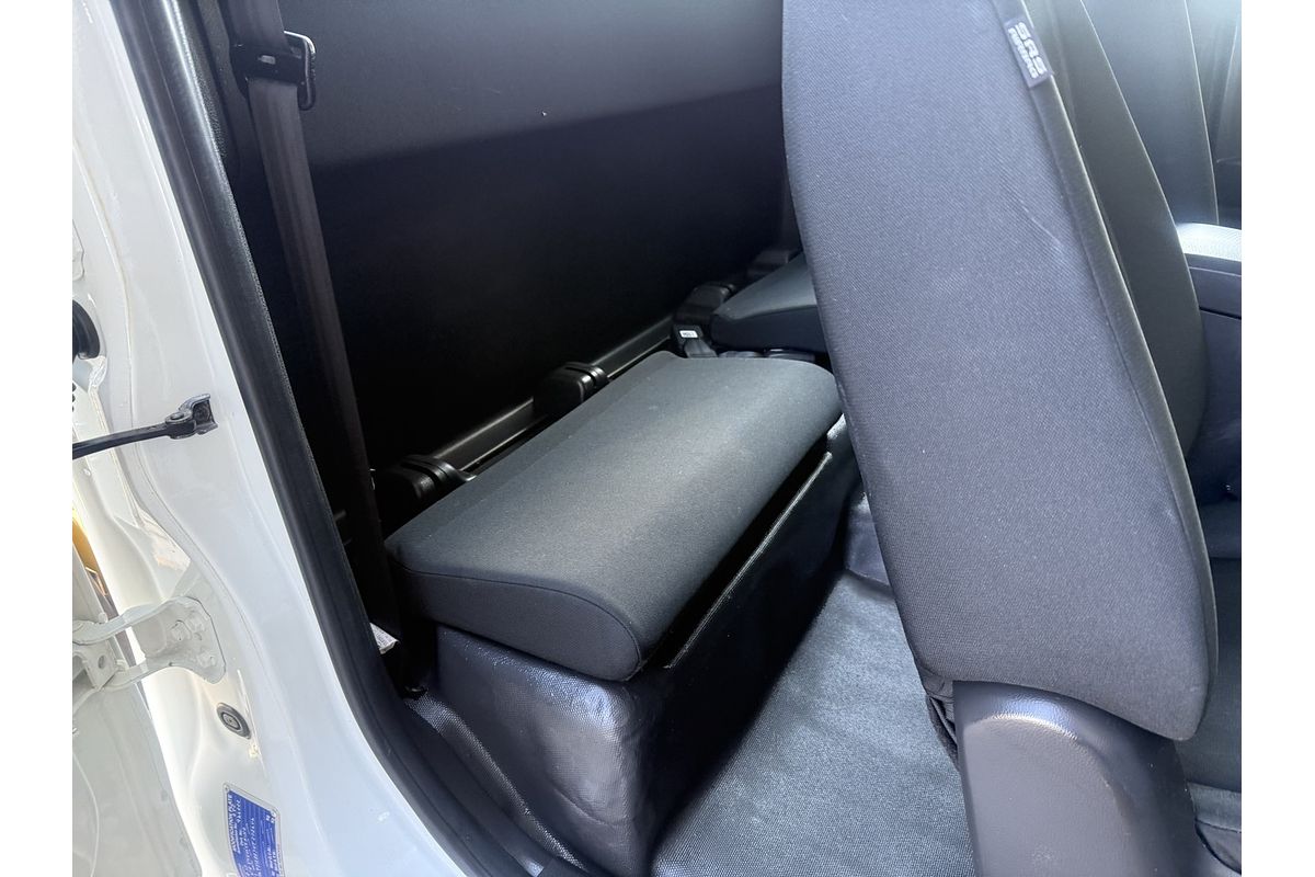 2017 Isuzu D-MAX SX High Ride Rear Wheel Drive