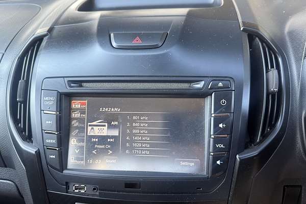 2017 Isuzu D-MAX SX High Ride Rear Wheel Drive