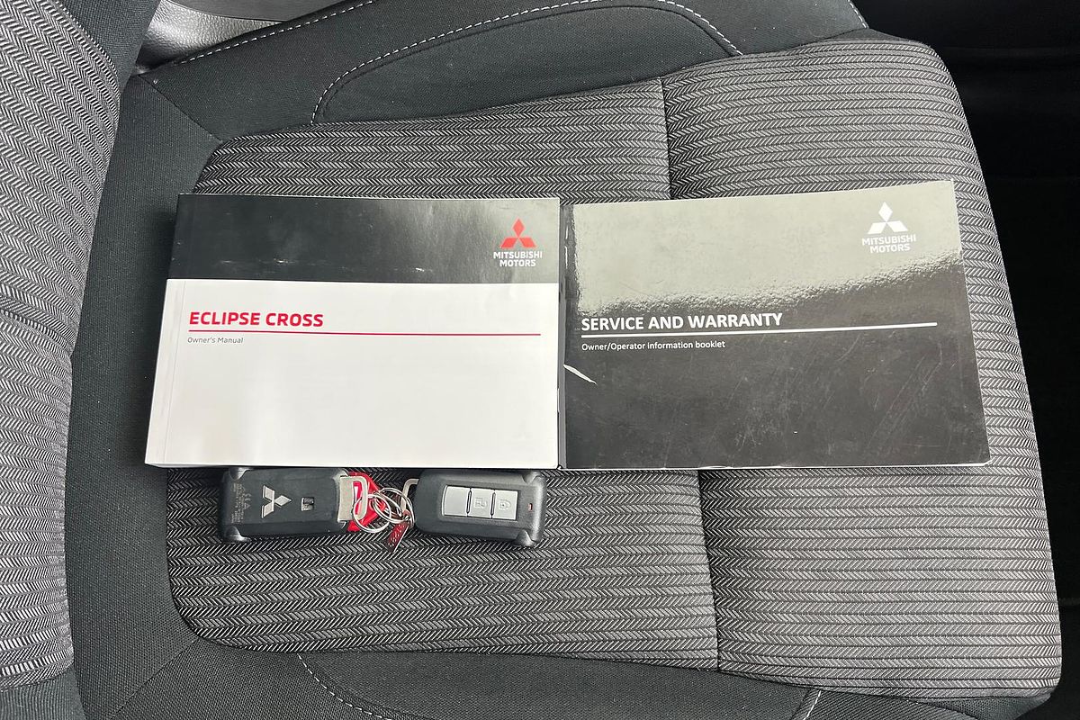 2021 Mitsubishi Eclipse Cross PHEV ES YB