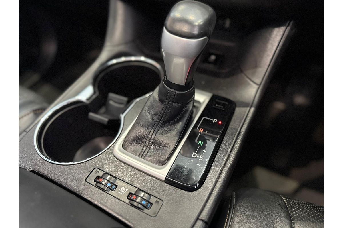2016 Toyota Kluger Grande GSU50R