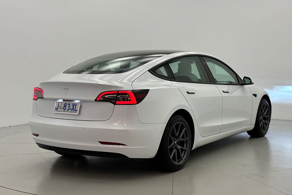 2021 TESLA MODEL 3 STANDARD RANGE PLUS RWD 1 SP AUTOMATIC 5D SEDAN NA