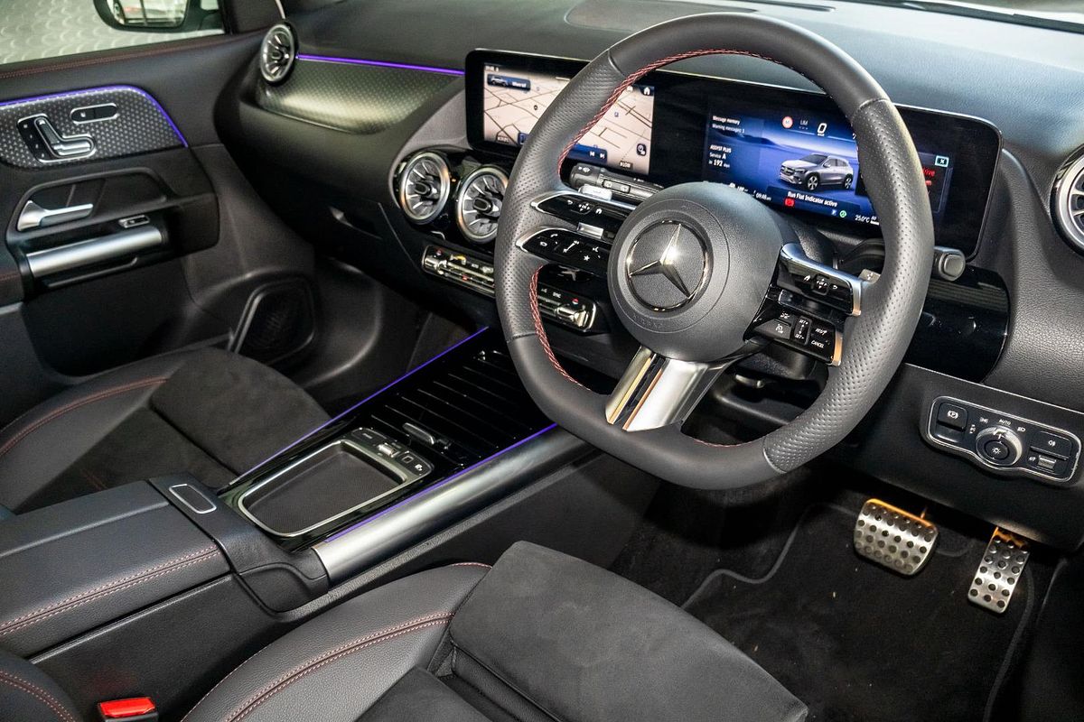 2025 Mercedes-Benz GLA-Class GLA200 H247