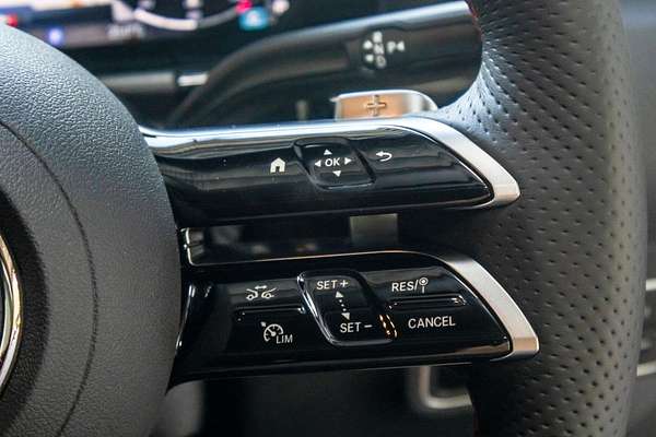 2025 Mercedes-Benz GLA-Class GLA200 H247