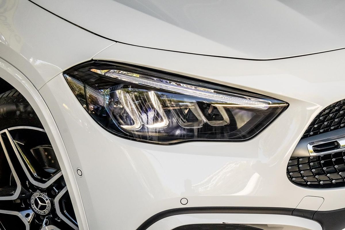 2025 Mercedes-Benz GLA-Class GLA200 H247