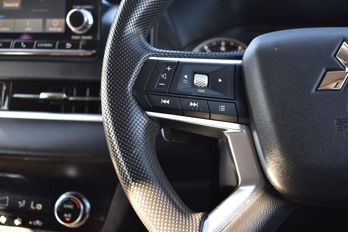 2024 Mitsubishi Outlander ES ZM