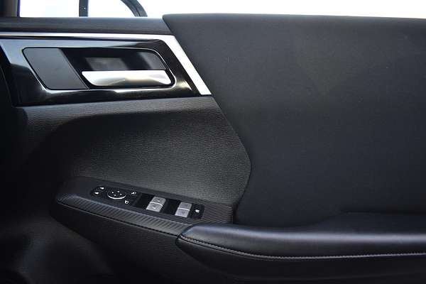 2024 Mitsubishi Outlander ES ZM