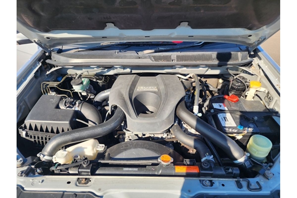 2014 Isuzu MU-X LS-T