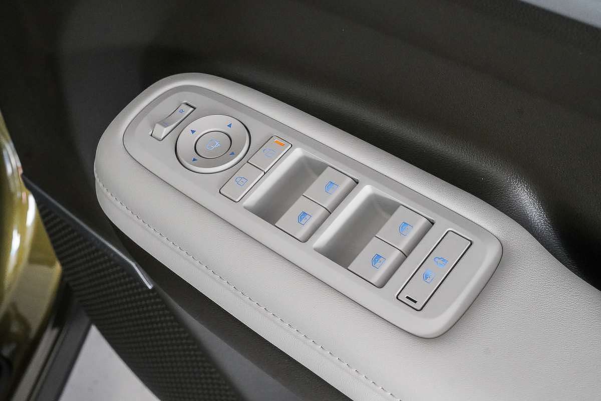 2025 Hyundai Santa Fe Hybrid Calligraphy MX5.V2