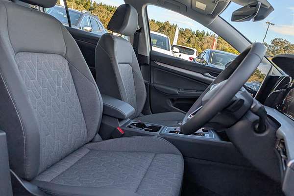 2025 Volkswagen Golf 110TSI Life 8.5