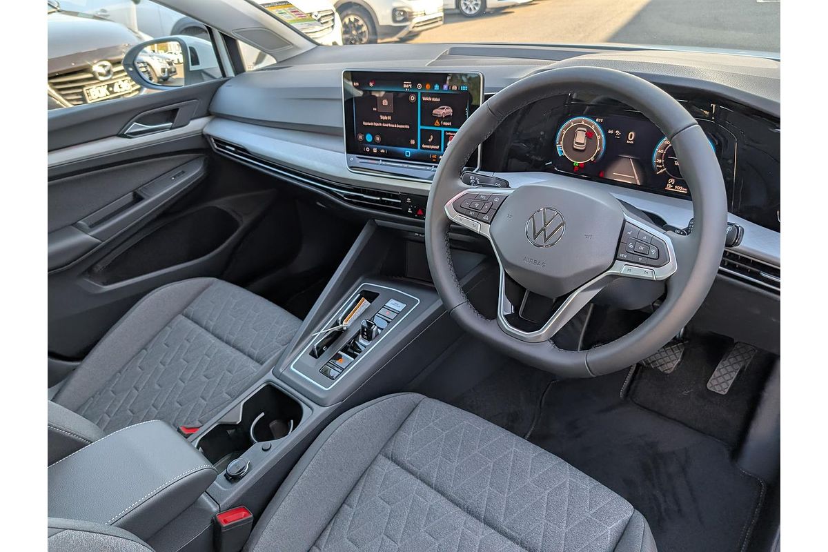 2025 Volkswagen Golf 110TSI Life 8.5