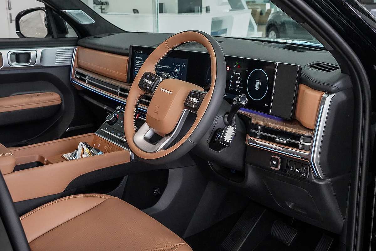 2025 Hyundai Santa Fe Calligraphy MX5.V2