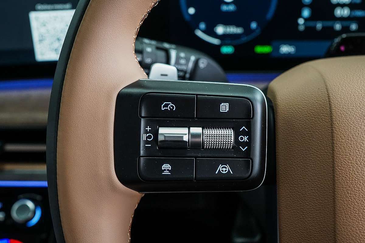 2025 Hyundai Santa Fe Calligraphy MX5.V2