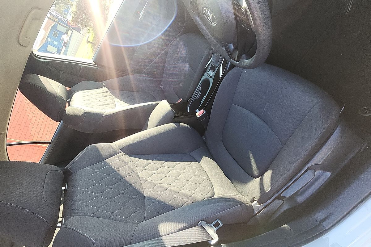 2020 Toyota Corolla Ascent Sport Hybrid ZWE211R