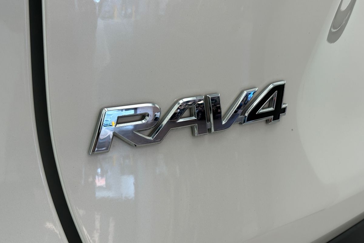 2021 Toyota RAV4 GXL MXAA52R