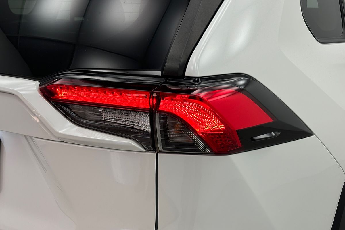 2021 Toyota RAV4 GXL MXAA52R