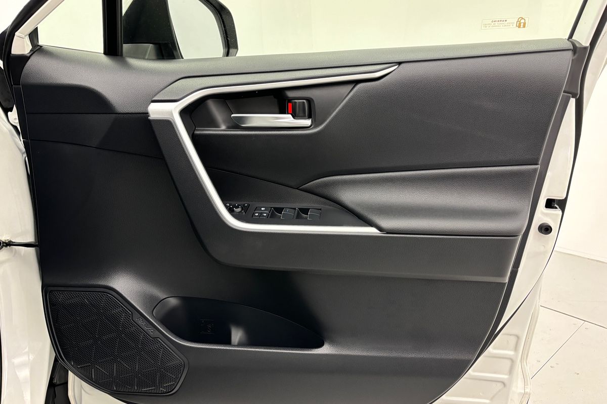 2021 Toyota RAV4 GXL MXAA52R