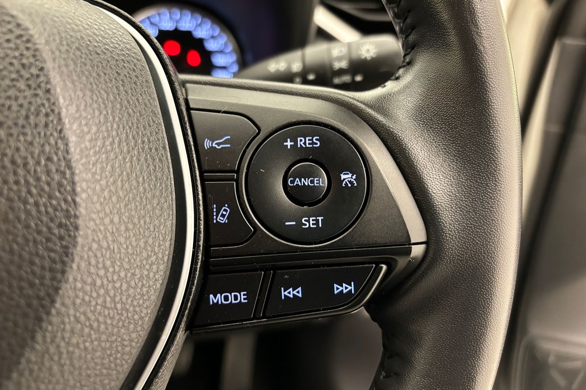 2021 Toyota RAV4 GXL MXAA52R