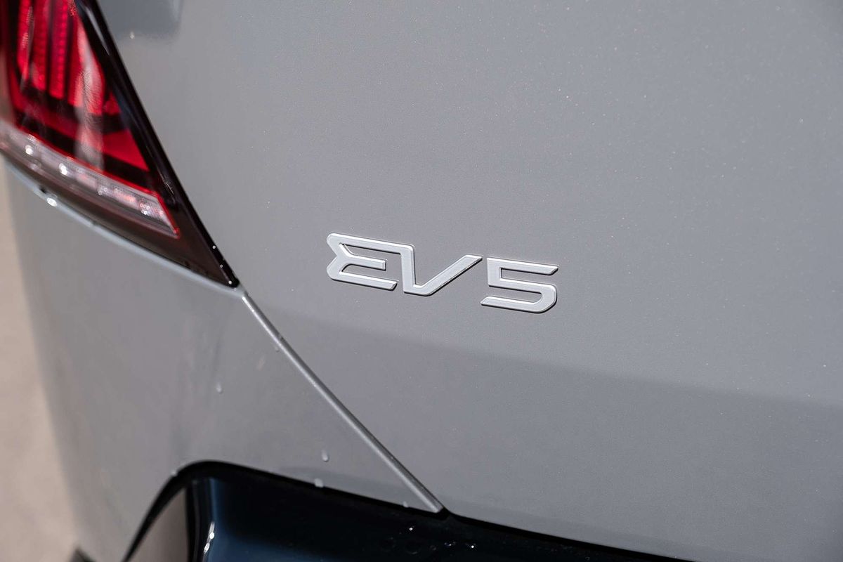 2025 Kia EV5 Earth OVc