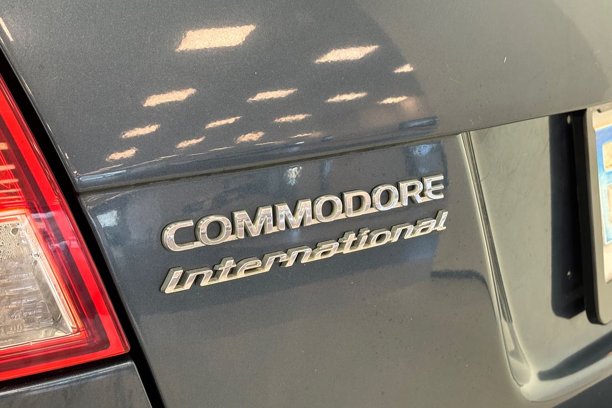 2010 HOLDEN COMMODORE INTERNATIONAL 6 SP AUTOMATIC 4D SEDAN V6