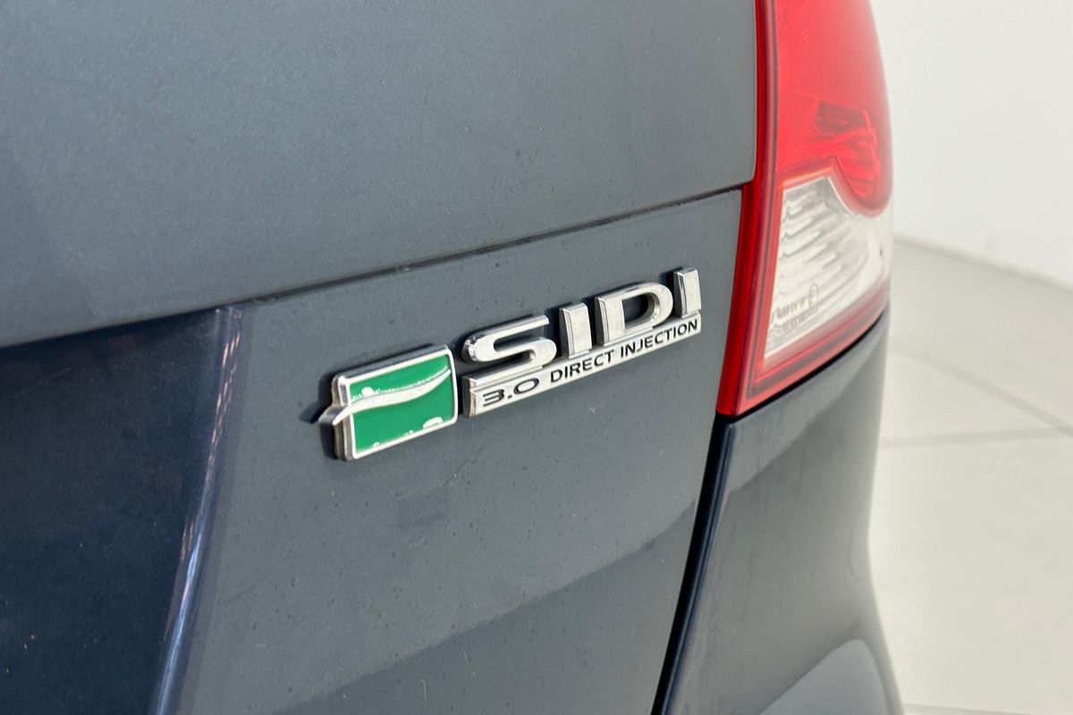 2010 HOLDEN COMMODORE INTERNATIONAL 6 SP AUTOMATIC 4D SEDAN V6