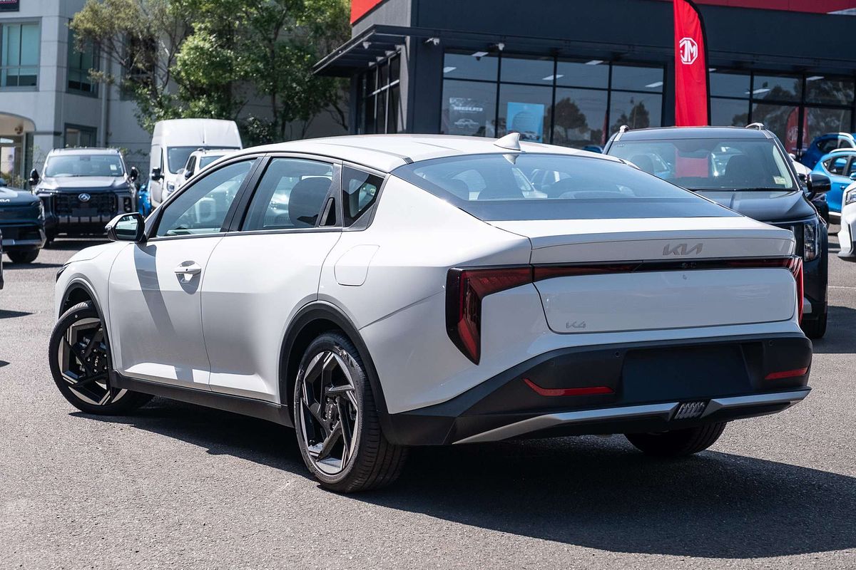 2024 Kia K4 Sport+ CL4m