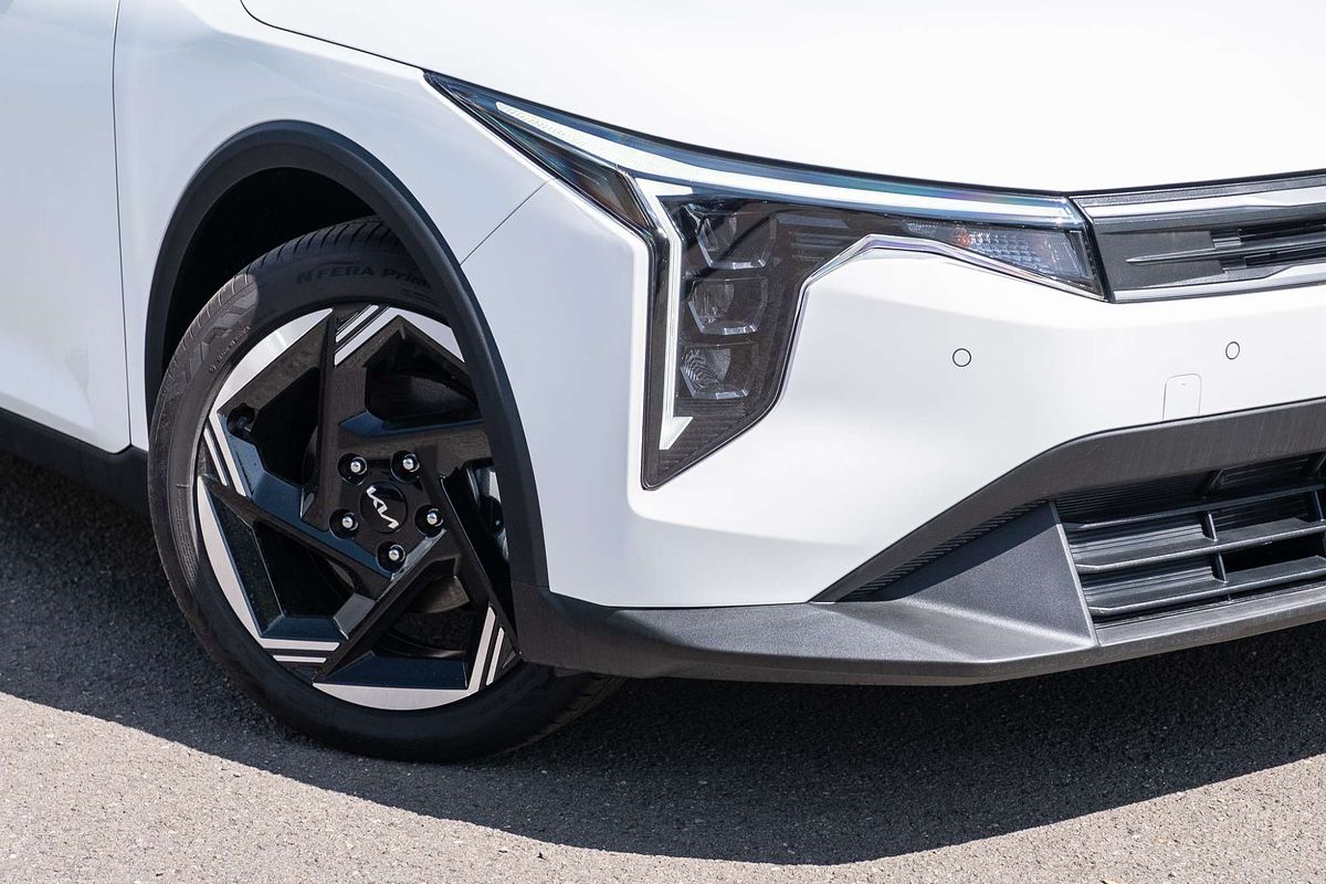 2024 Kia K4 Sport+ CL4m