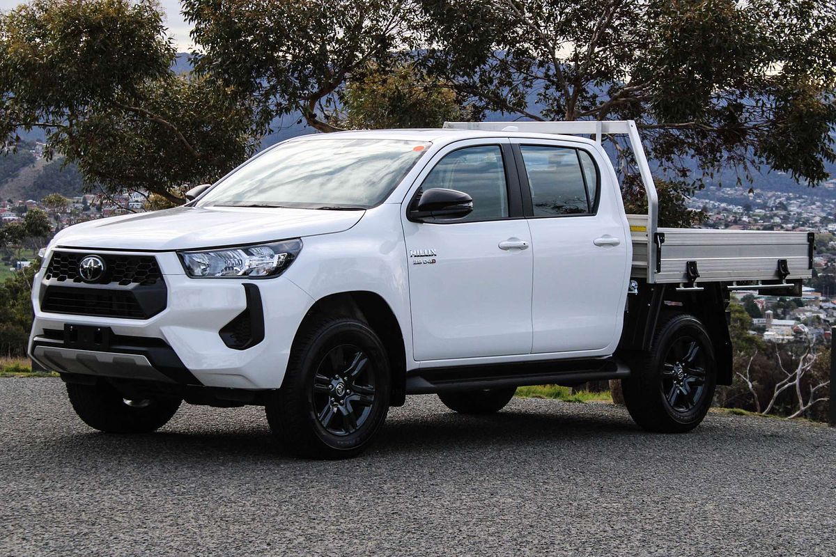 2024 Toyota Hilux SR 48V GUN126R 4X4