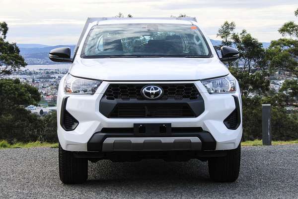 2024 Toyota Hilux SR 48V GUN126R 4X4