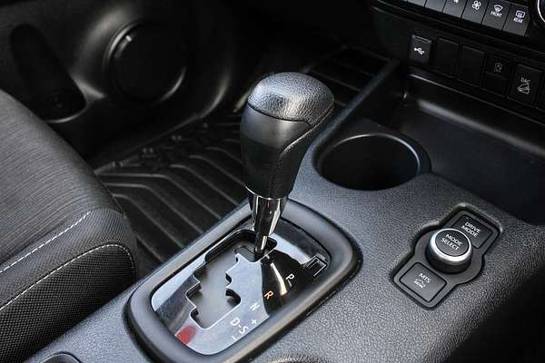 2024 Toyota Hilux SR 48V GUN126R 4X4