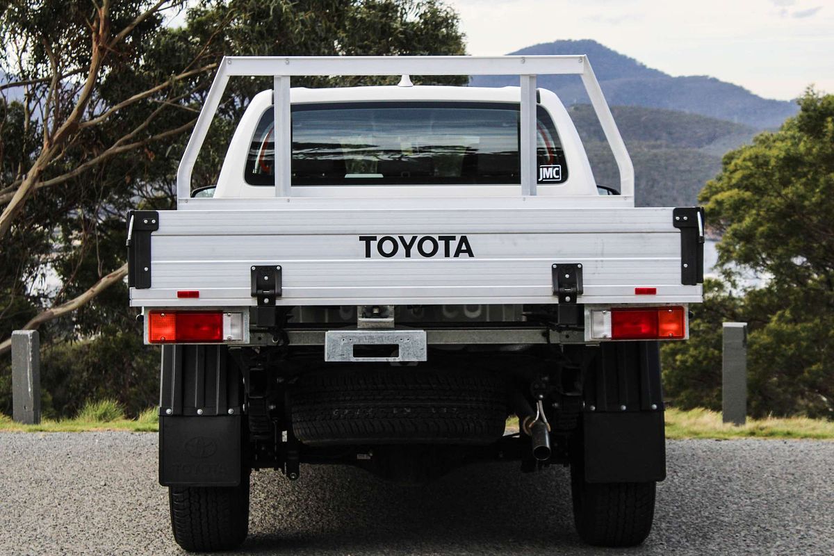 2024 Toyota Hilux SR 48V GUN126R 4X4