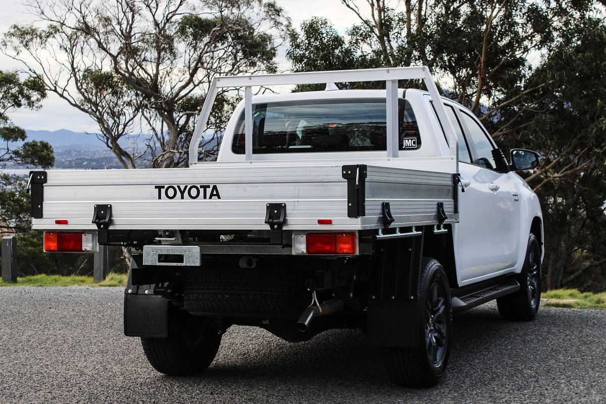 2024 Toyota Hilux SR 48V GUN126R 4X4