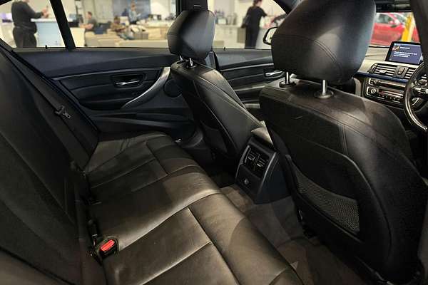 2013 BMW 3 Series 328i M Sport F30