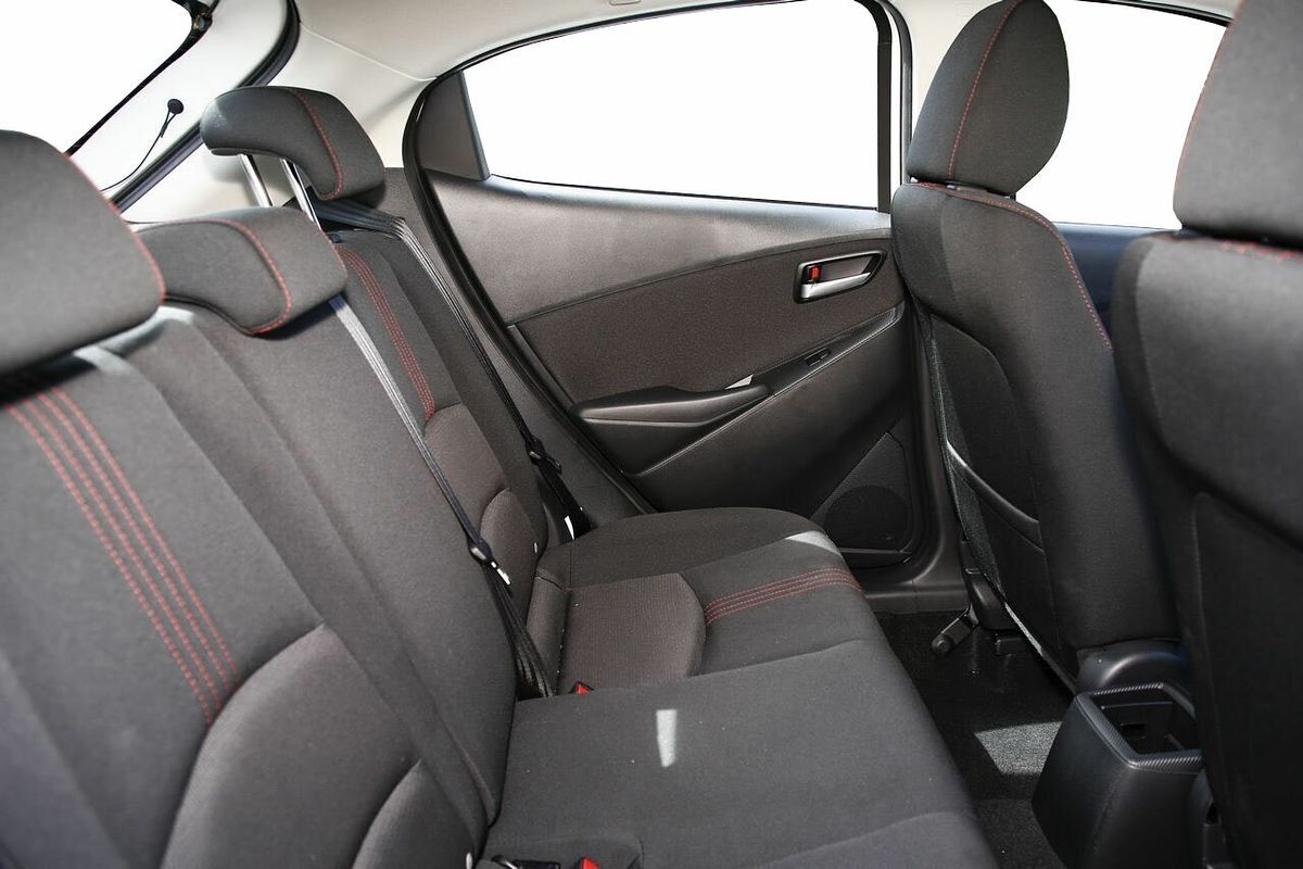 2025 Mazda 2 G15 Evolve DJ Series