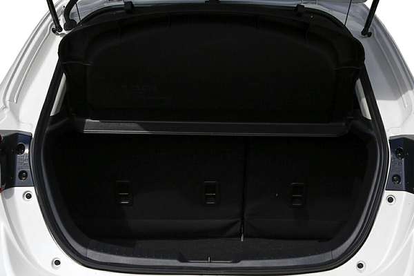 2025 Mazda 2 G15 Evolve DJ Series