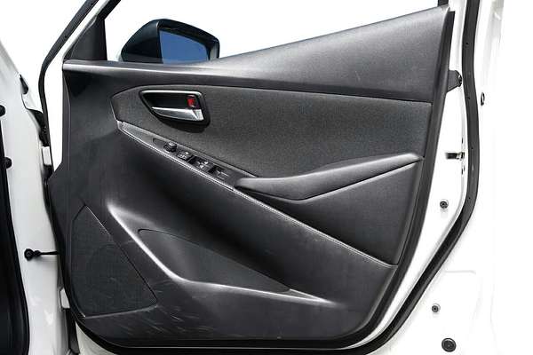 2025 Mazda 2 G15 Evolve DJ Series