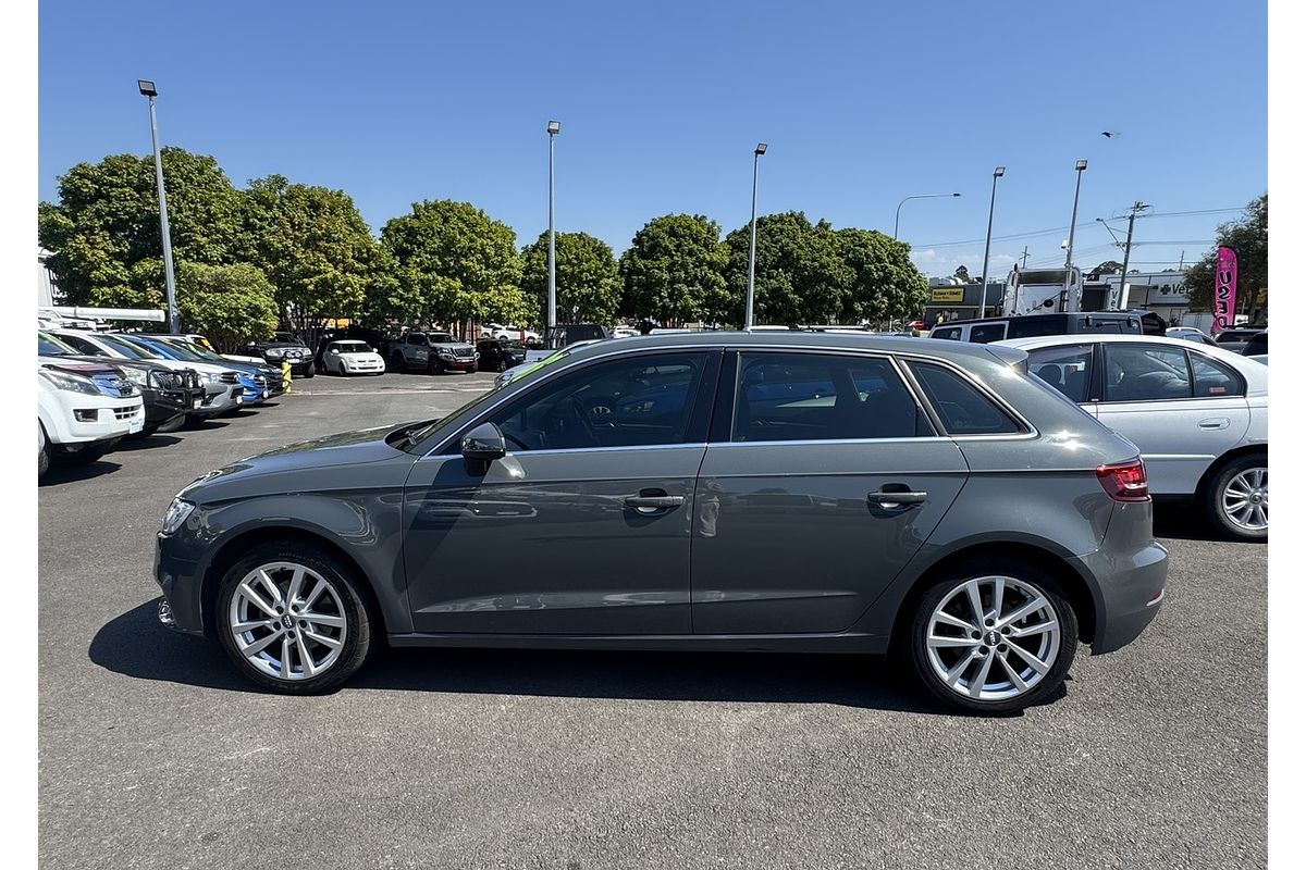 2016 Audi A3 Attraction 8V