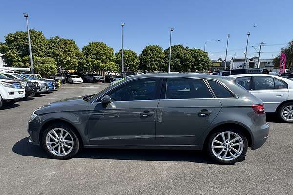 2016 Audi A3 Attraction 8V
