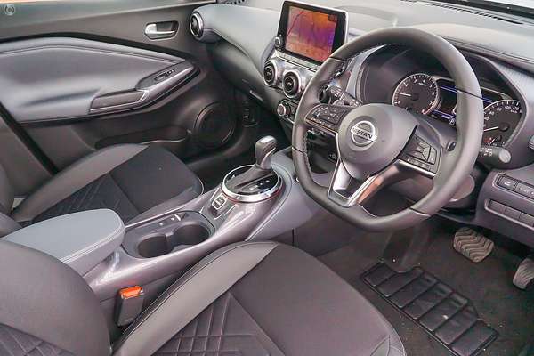 2021 Nissan JUKE ST-L F16