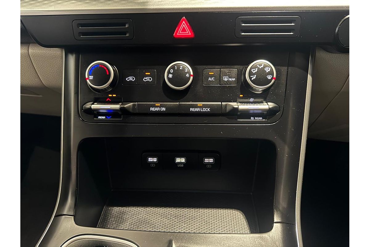 2022 Kia Carnival S KA4