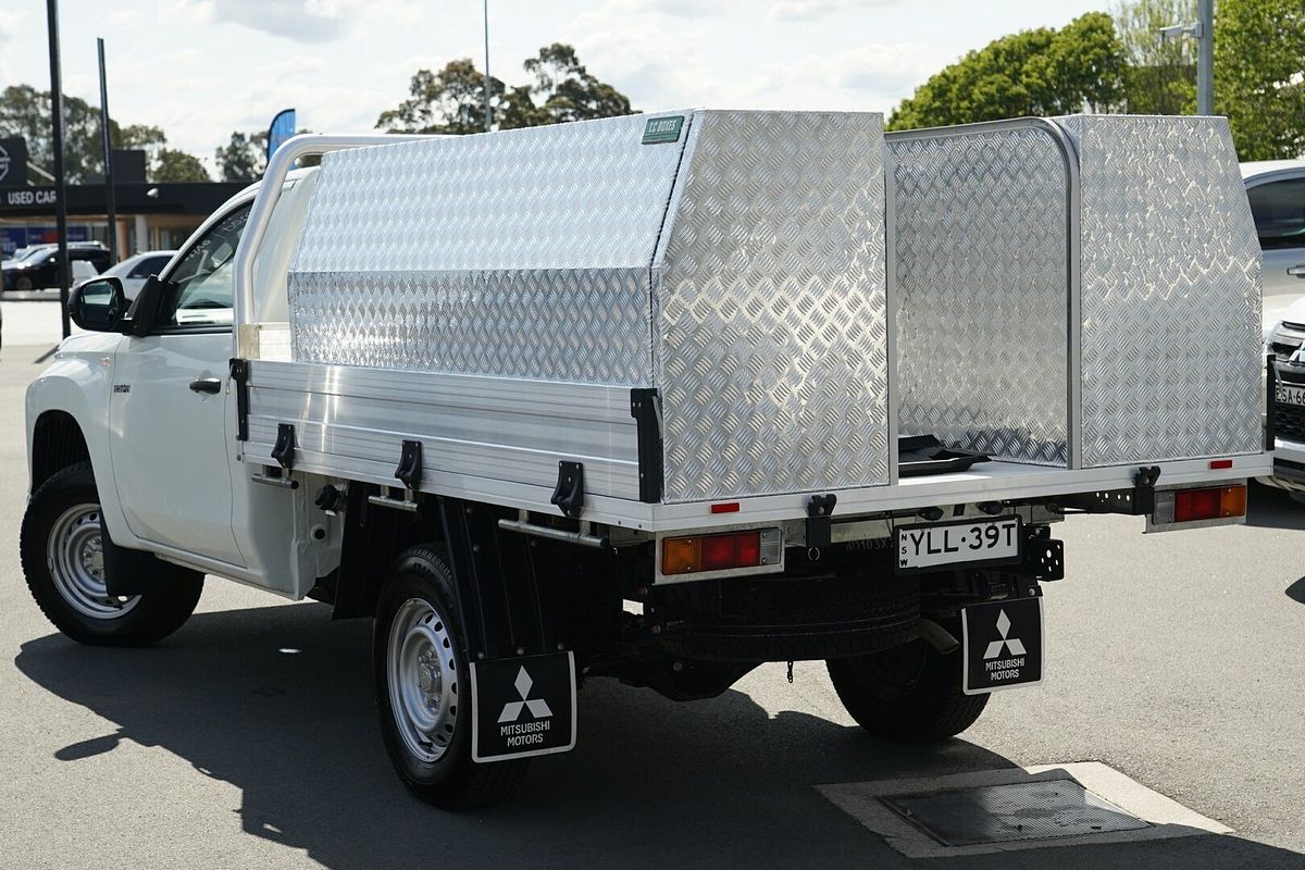 2022 Mitsubishi Triton GLX MR Rear Wheel Drive