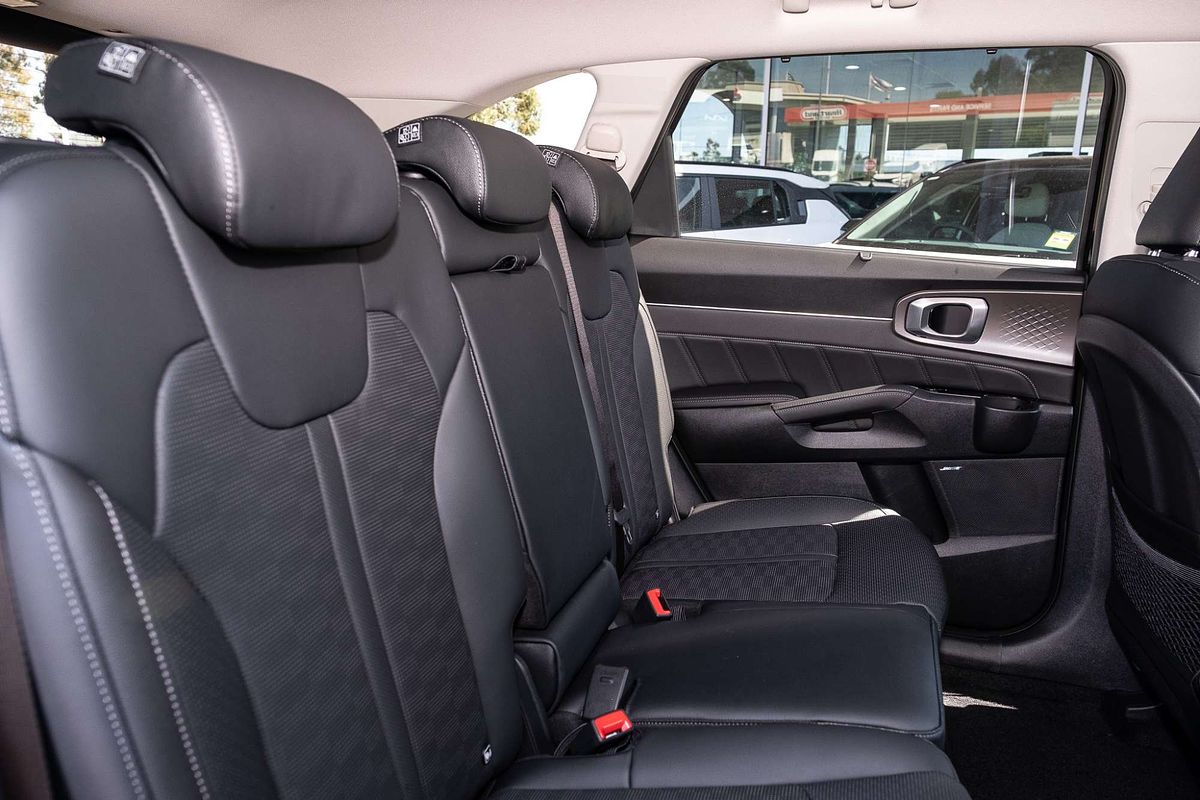 2025 Kia Sorento Sport+ MQ4 PE