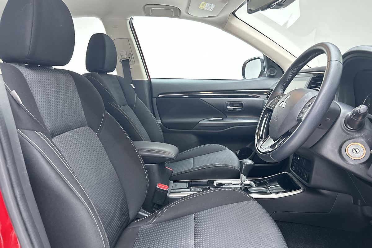 2021 Mitsubishi Outlander ES ZL