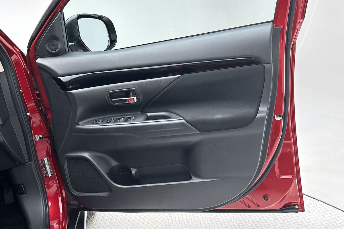 2021 Mitsubishi Outlander ES ZL
