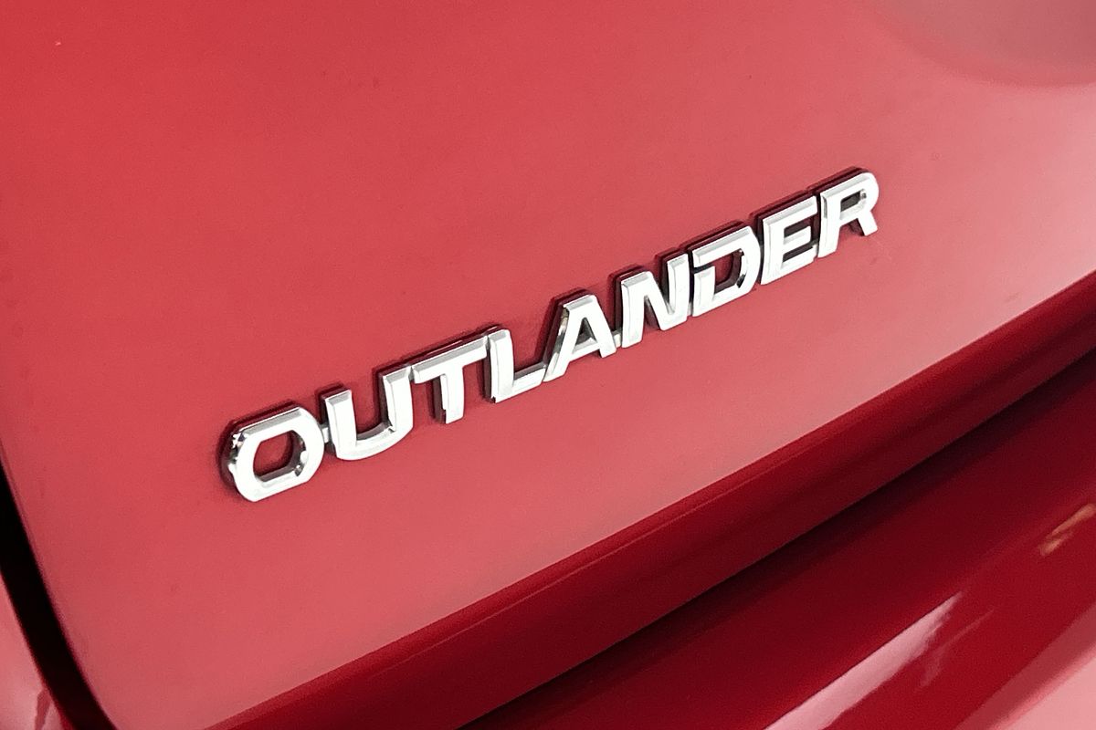 2021 Mitsubishi Outlander ES ZL